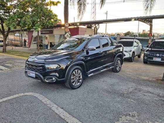 FIAT TORO 2.0 16V TURBO DIESEL RANCH 4WD AT9 FIAT TORO 2.0 16V TURBO DIESEL RANCH 4WD AT9